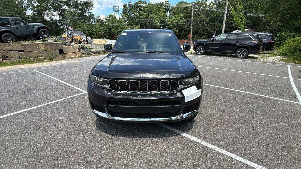 new 2025 Jeep Grand Cherokee L car, priced at $42,674