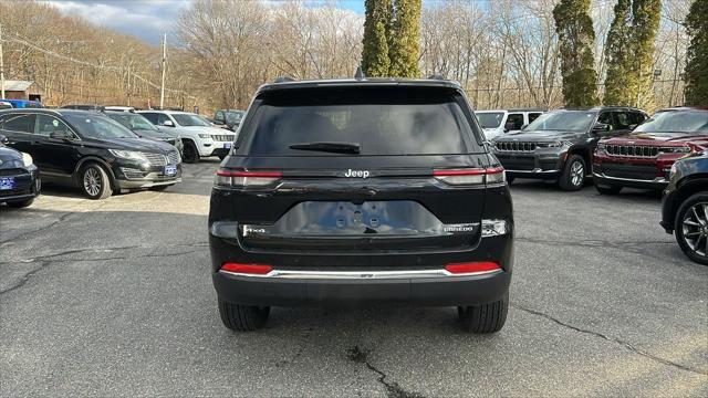 new 2025 Jeep Grand Cherokee car, priced at $42,978