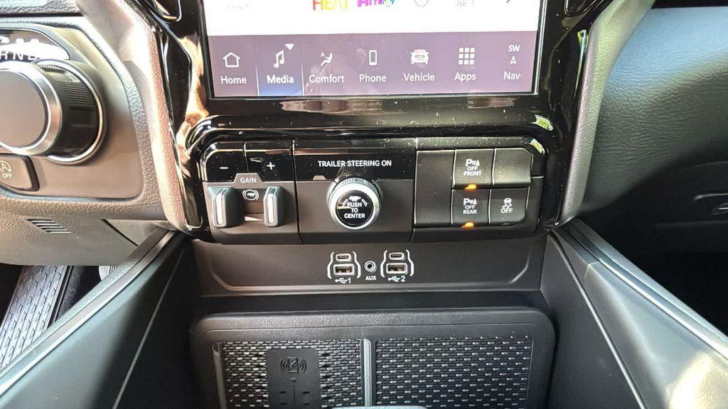 new 2025 Ram 1500 car, priced at $55,894