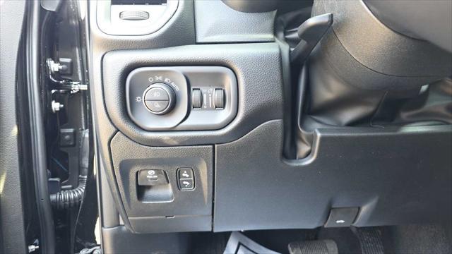 new 2025 Ram 1500 car, priced at $60,005