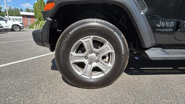 used 2022 Jeep Wrangler Unlimited car, priced at $33,977