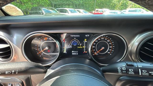 used 2022 Jeep Wrangler Unlimited car, priced at $33,977