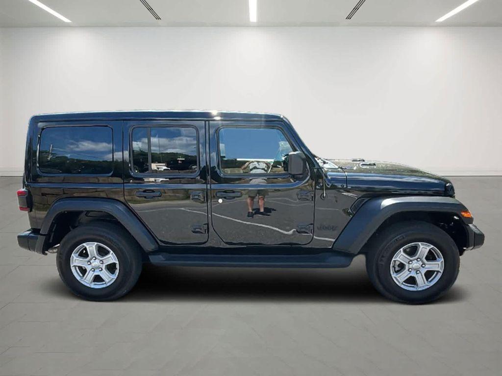 used 2022 Jeep Wrangler Unlimited car, priced at $33,727