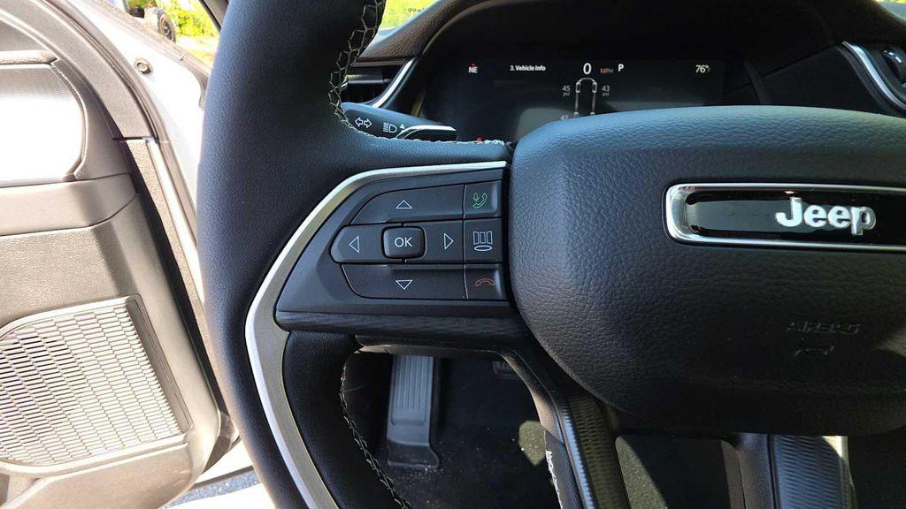 new 2025 Jeep Grand Cherokee L car, priced at $49,780