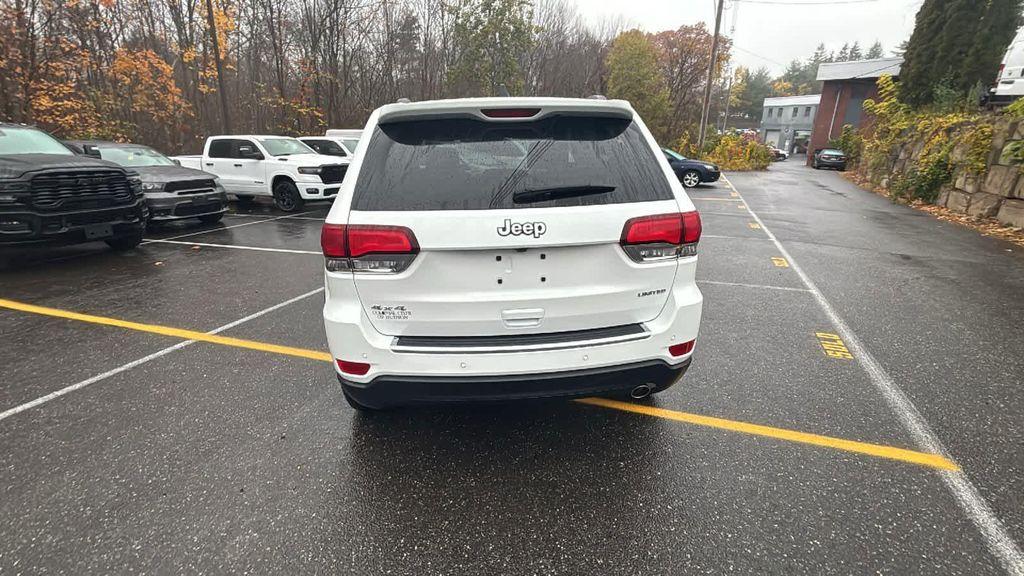 used 2022 Jeep Grand Cherokee car, priced at $29,977