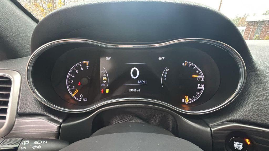 used 2022 Jeep Grand Cherokee car, priced at $29,977