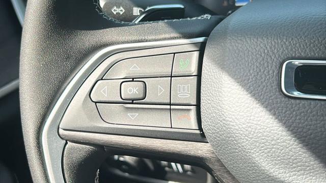 new 2025 Jeep Grand Cherokee car, priced at $48,818