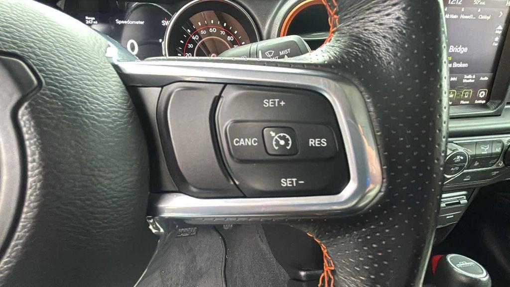 used 2022 Jeep Gladiator car, priced at $40,977