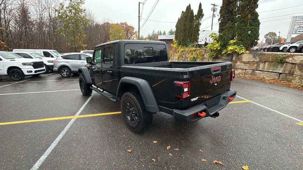 used 2022 Jeep Gladiator car, priced at $40,977