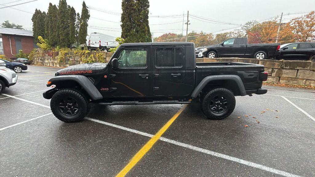 used 2022 Jeep Gladiator car, priced at $40,977