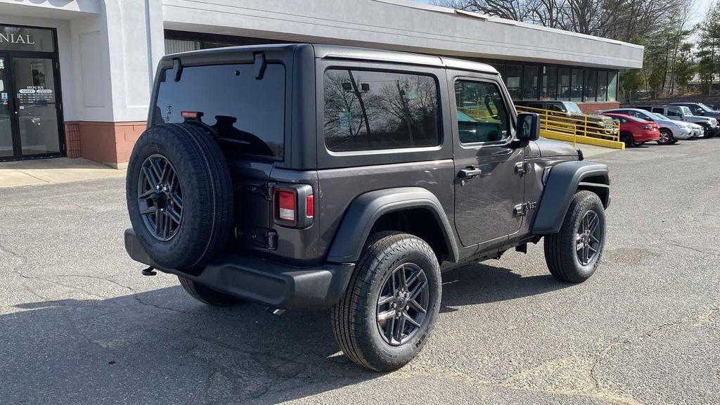 new 2025 Jeep Wrangler car, priced at $40,652