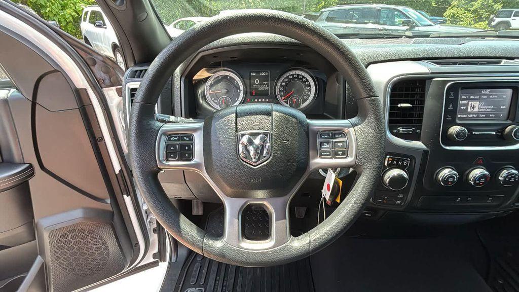 used 2022 Ram 1500 Classic car, priced at $33,695