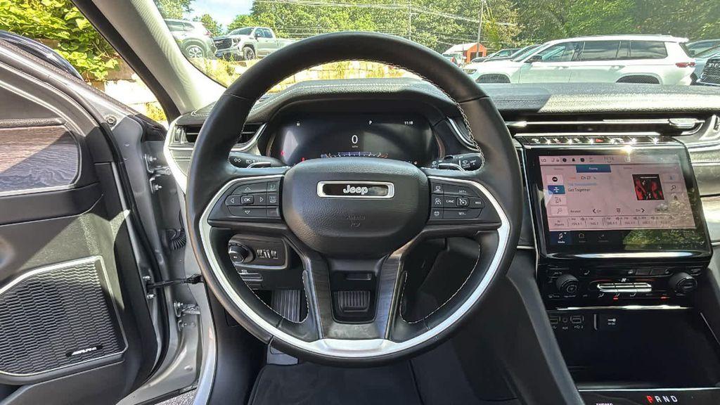 used 2022 Jeep Grand Cherokee car, priced at $33,250