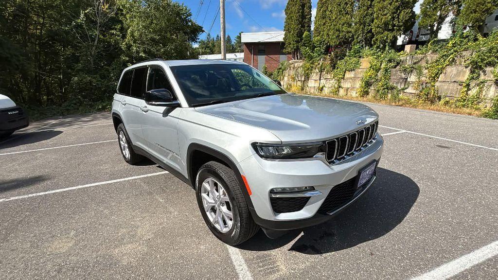 used 2022 Jeep Grand Cherokee car, priced at $33,250