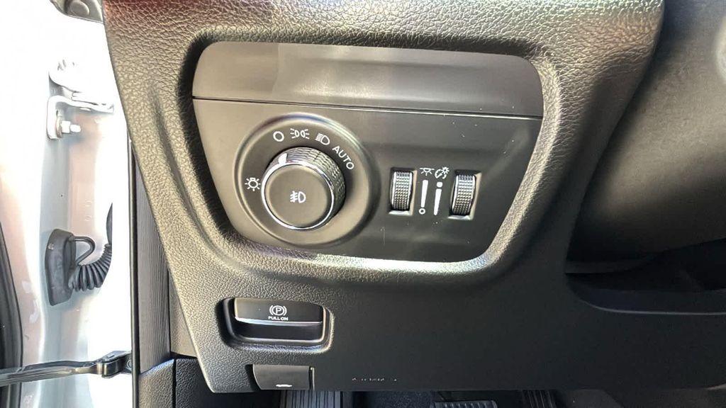 used 2022 Jeep Grand Cherokee L car, priced at $34,977