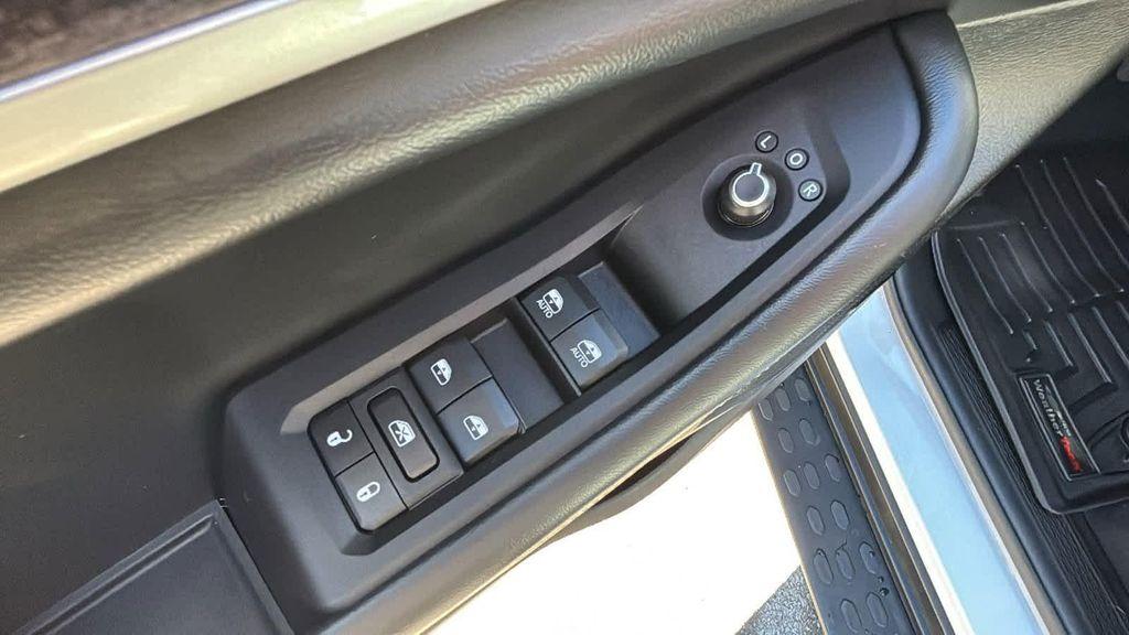 used 2022 Jeep Grand Cherokee L car, priced at $34,977