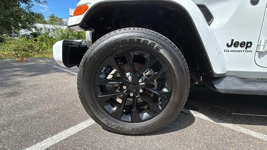 used 2021 Jeep Gladiator car, priced at $38,877
