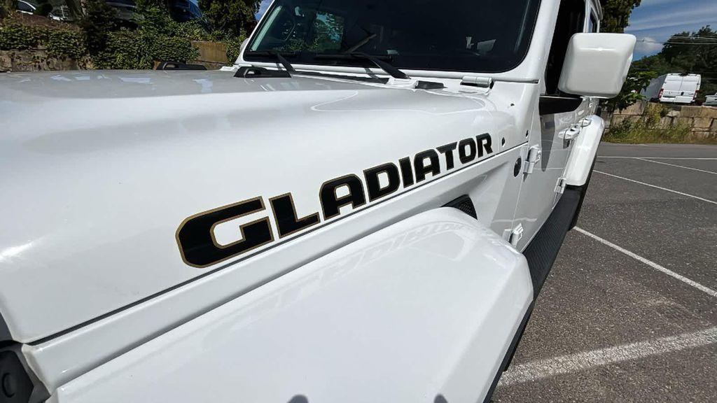 used 2021 Jeep Gladiator car, priced at $38,877