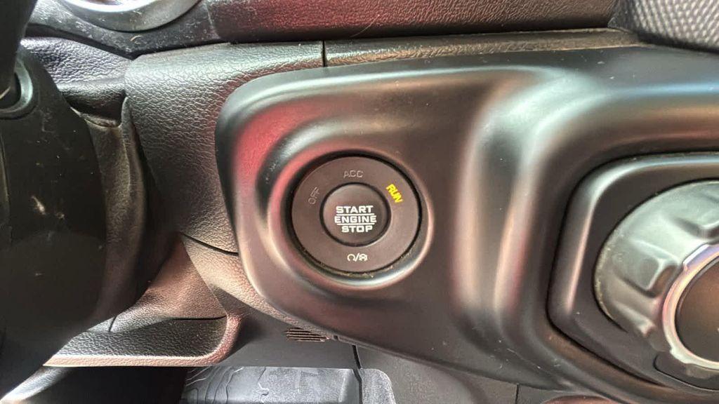 used 2021 Jeep Gladiator car, priced at $38,877