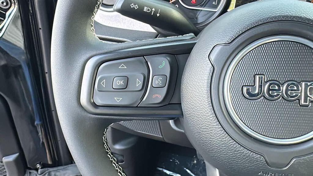 new 2025 Jeep Wrangler car, priced at $44,645