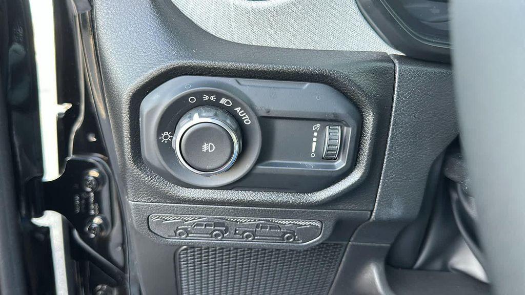 new 2025 Jeep Wrangler car, priced at $44,645