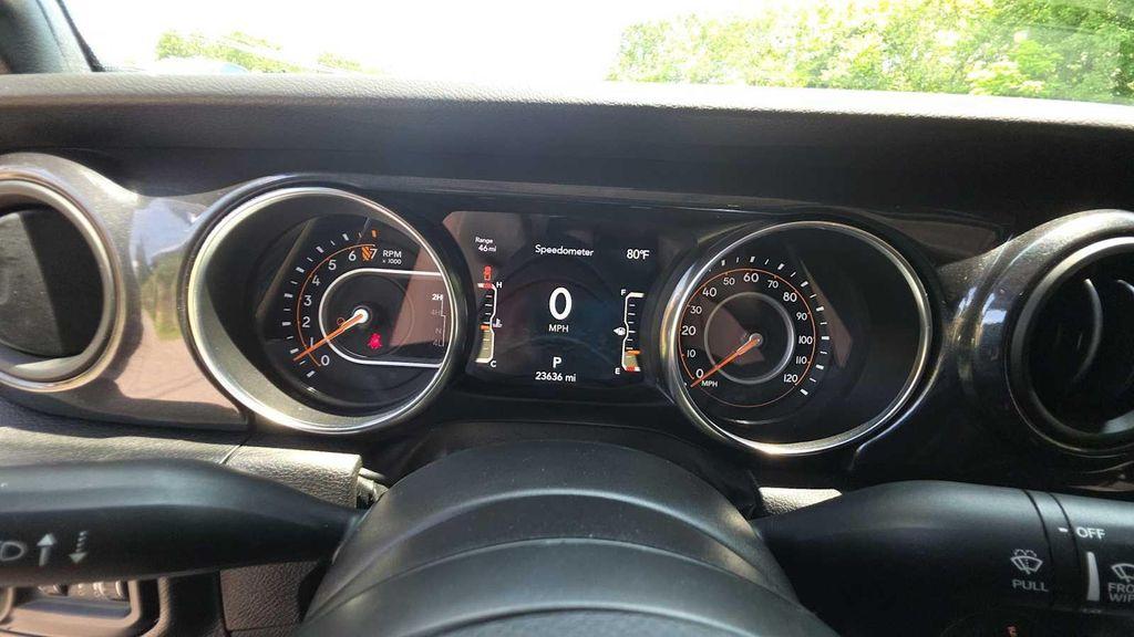 used 2022 Jeep Gladiator car, priced at $34,784