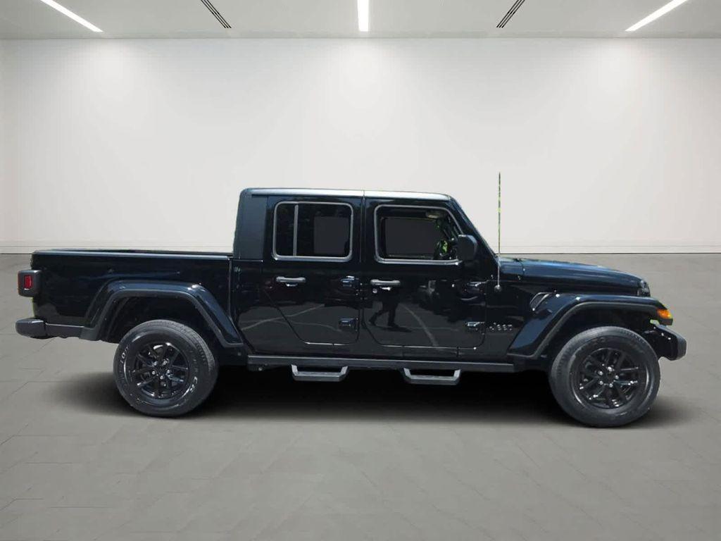 used 2022 Jeep Gladiator car, priced at $34,784
