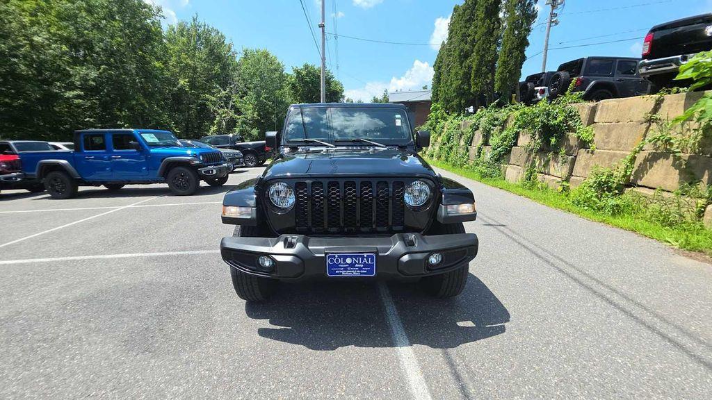 used 2022 Jeep Gladiator car, priced at $34,784