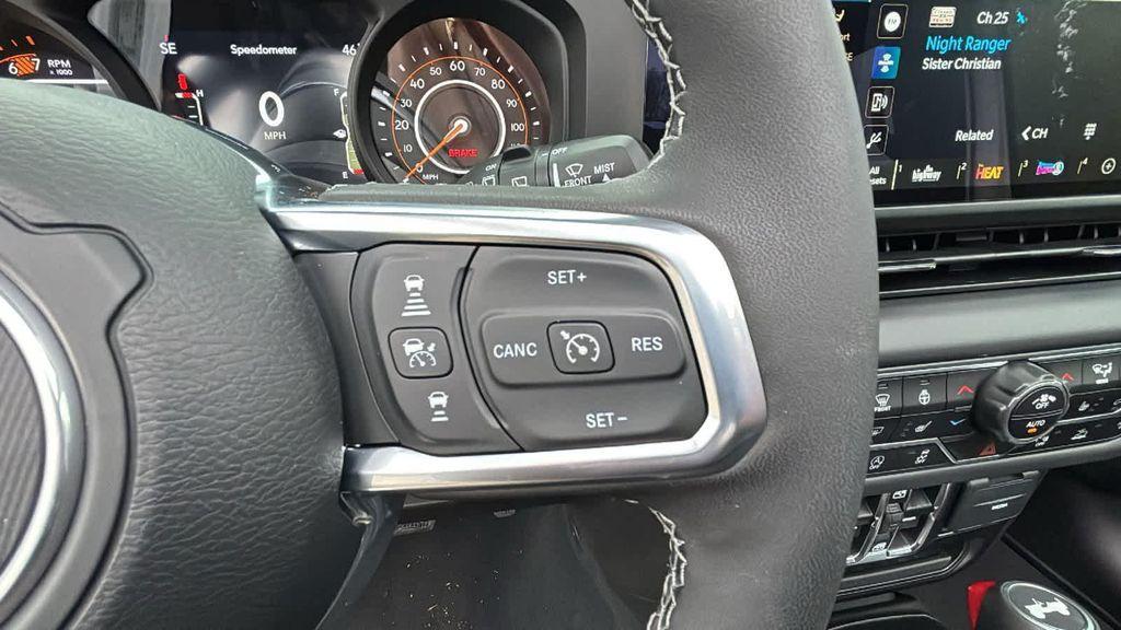 new 2025 Jeep Wrangler car, priced at $57,074