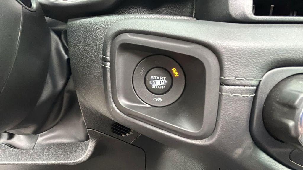 new 2025 Jeep Wrangler car, priced at $57,074