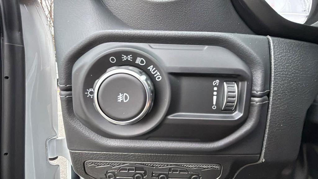 new 2025 Jeep Wrangler car, priced at $57,074