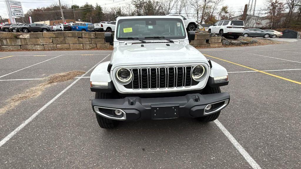 new 2025 Jeep Wrangler car, priced at $57,074