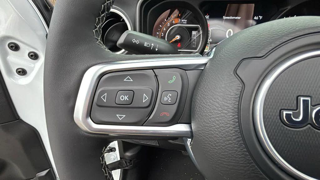 new 2025 Jeep Wrangler car, priced at $57,074