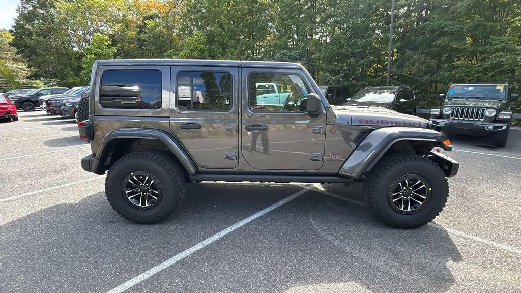 new 2025 Jeep Wrangler car, priced at $66,254
