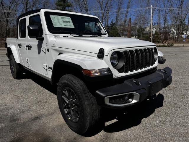 new 2024 Jeep Gladiator car, priced at $42,732