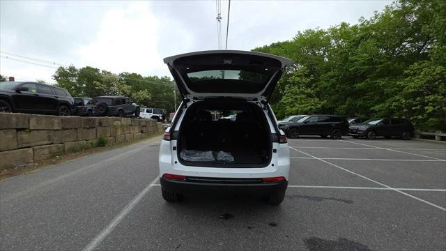 new 2025 Jeep Grand Cherokee car, priced at $47,780