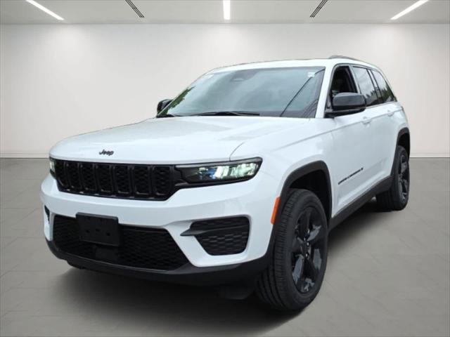 new 2025 Jeep Grand Cherokee car, priced at $43,527