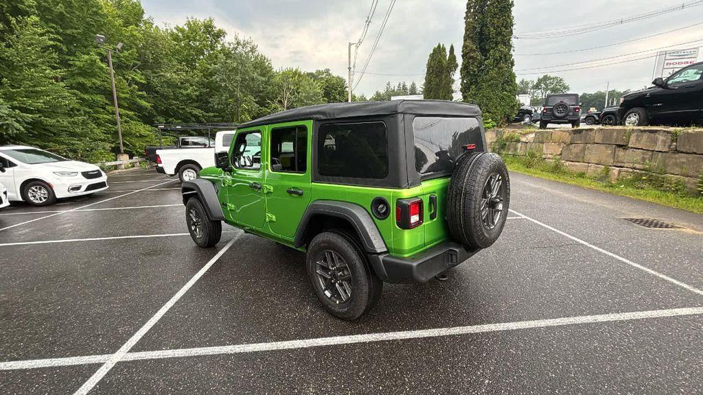 new 2025 Jeep Wrangler car, priced at $46,677