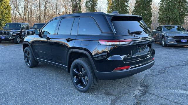 new 2025 Jeep Grand Cherokee car, priced at $45,414