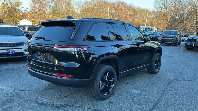 new 2025 Jeep Grand Cherokee car, priced at $45,414