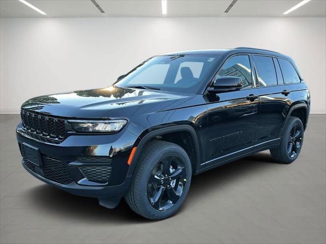 new 2025 Jeep Grand Cherokee car, priced at $45,414