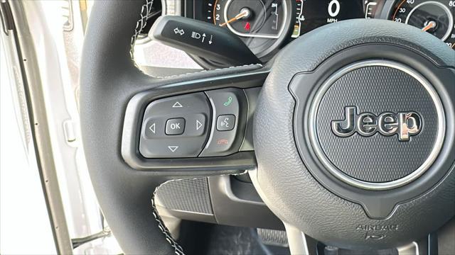 new 2025 Jeep Wrangler car, priced at $47,865