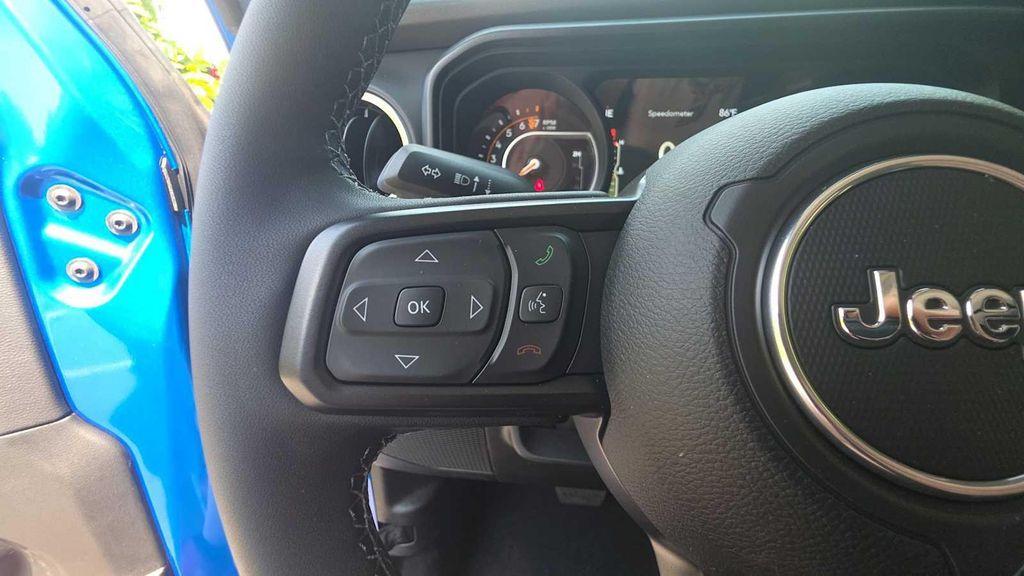 new 2025 Jeep Gladiator car, priced at $51,062