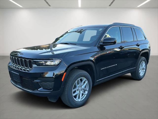 new 2025 Jeep Grand Cherokee car, priced at $42,082