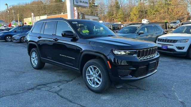 new 2025 Jeep Grand Cherokee car, priced at $42,082