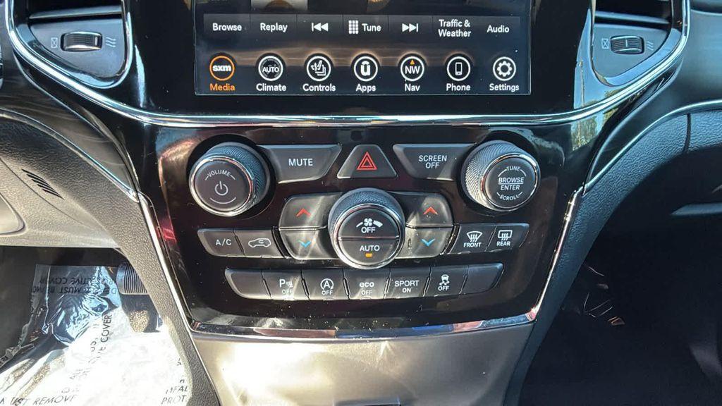 used 2022 Jeep Grand Cherokee car, priced at $29,977