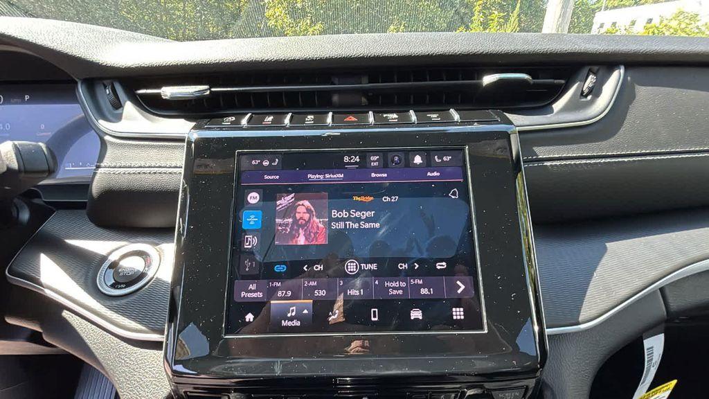 new 2025 Jeep Grand Cherokee car, priced at $41,726