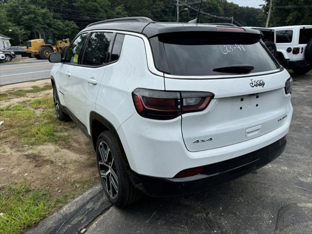 new 2024 Jeep Compass car, priced at $36,433