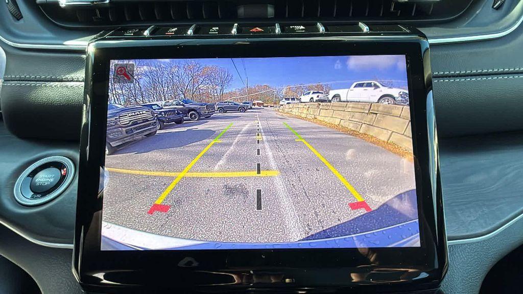 new 2025 Jeep Grand Cherokee car, priced at $51,284