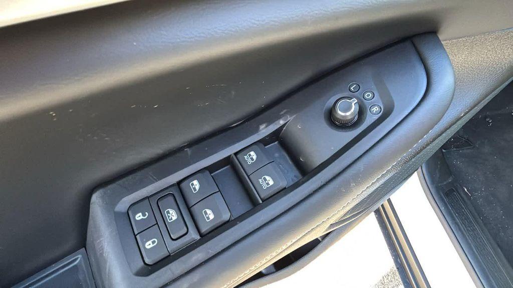 new 2025 Jeep Grand Cherokee car, priced at $51,284